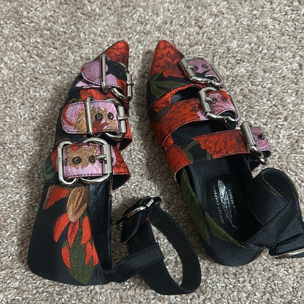 Jeffrey Campbell - Picture 6 of 7